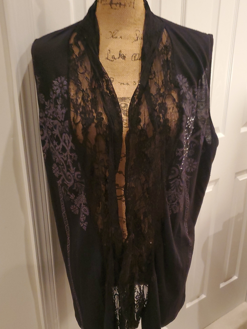 Vanilla Sugar Floral Lace Tunic in Black & Purple Size 2X Like New